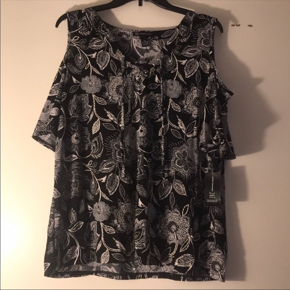 INC International Concepts Lace Up Floral Print Cold Shoulder Top Size M / XL - Picture 2 of 3